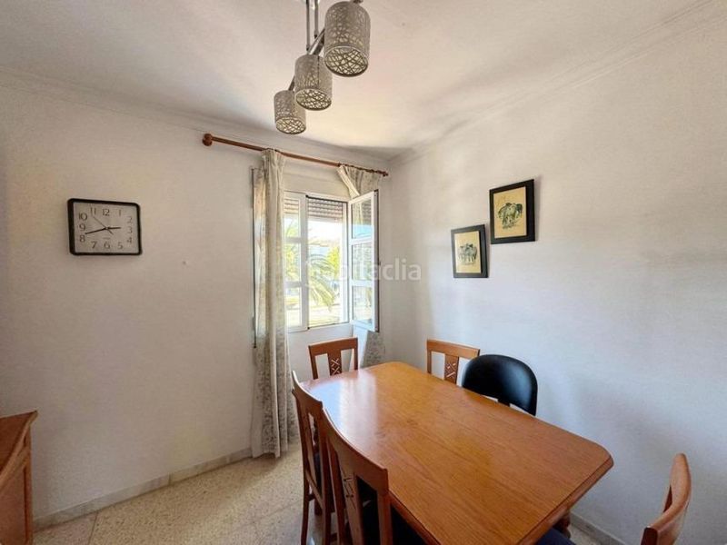 Foto f0b75a9c-96d9-4734-a26a-e621ecce4095. Pis amb calefacció a Barrio de Ciudad Jardín Málaga