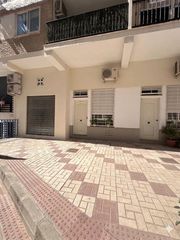 Planta baixa  Plaza miraflores. Inmueble de 28 m2 ubicado en una calle peatonal muy tranquila