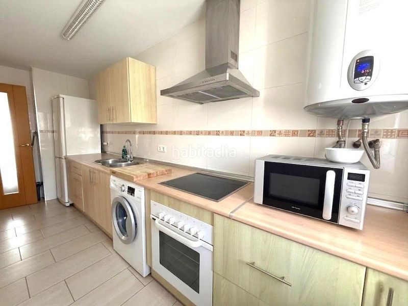 Foto 1cbdf45c-32fb-4eb8-b735-2d23458b5860. Pis amb aparcament a La Trinidad Málaga