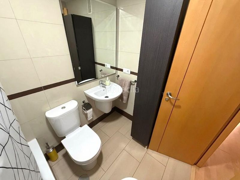 Foto dae7fd0b-fd7e-4d4d-81ef-438c977f8d5d. Pis amb aparcament a La Trinidad Málaga