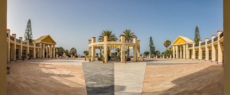 Foto 0f454b37-f431-4c6e-a961-904d0c2db455. Apartament amb aparcament piscina a Romana Playa Marbella
