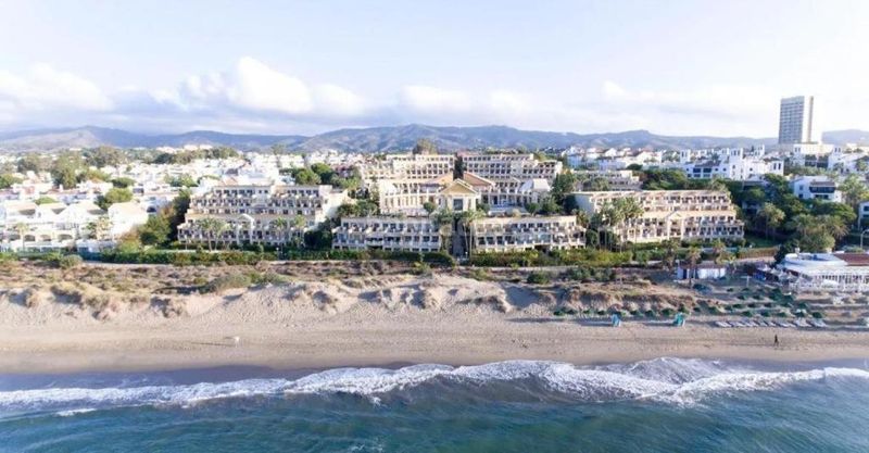 Foto fe42e05b-8021-4610-ae91-3d203b23c1b9. Apartament amb aparcament piscina a Romana Playa Marbella
