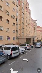 Erdgeschoss in Mangas Verdes - Las Flores - Parque del Sur. Local posibilidad de cambio de uso a vivienda