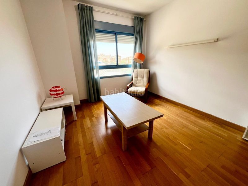 Foto f9b2ab1b-4eeb-45c0-a1b4-1055db49aaa7. Piso en El Consul - Ciudad Universitaria - El Romeral Málaga