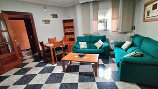 Affitto Casa in Cortijo Bazán - Los Casinis - Los Cipreses. Habitaciones para estudiantes