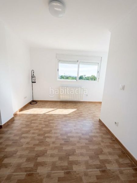 Foto d0718758-6387-42d6-8dd6-836b4e5b3a8e. Xalet amb calefacció aparcament piscina a Los Álamos Torremolinos