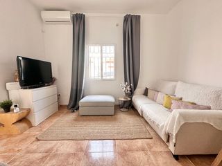 Casa en Olletas - Sierra Blanquilla. Vivienda de dos dormitorios con patio a un paso del centro hist�