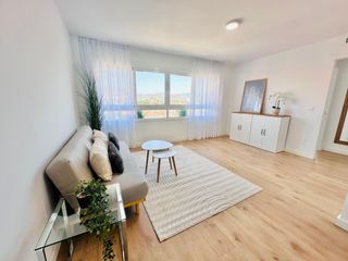 Flat  Calle juan xxiii. Espectacular vivienda completamente exterior en esquina y vistas