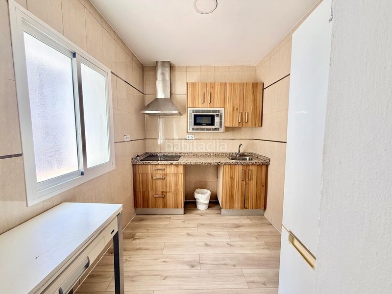 Foto 7cd368d3-e7b4-4e0c-9041-834e412f9cbf. Casa en El Palo Málaga