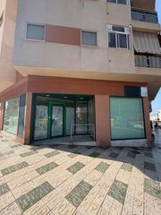 Business premise in Centro. Local en nerja