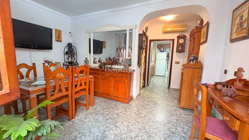 Foto 5180503a-09c2-451c-ba18-b8009485600c. Casa pareada en Parque Ayala - Jardín de la Abadía - Huelín Málaga