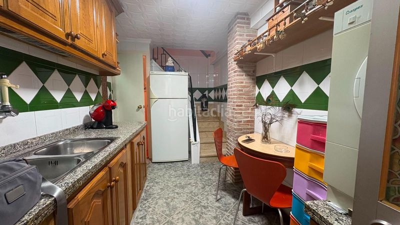 Foto dcbb4696-de4c-4007-a84d-84b28fbc6a13. Casa pareada en Parque Ayala - Jardín de la Abadía - Huelín Málaga