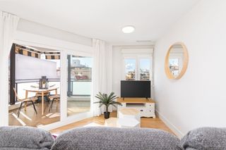Location Appartement à Calle rodrigo de ulloa 1. Reformado con terraza y vistas despejadas