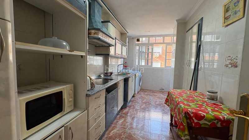 Foto 84c3612b-d635-438b-8f75-ee296e28be82. Rent flat in Los Guindos - Parque Mediterráneo - Santa Paula Málaga