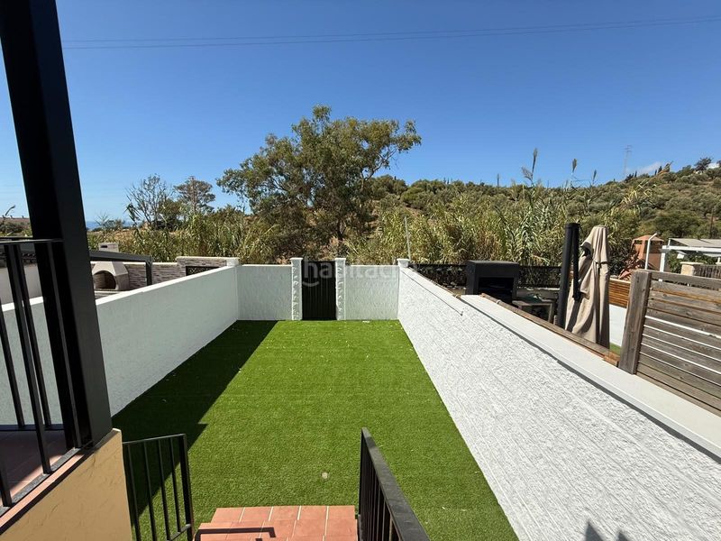Foto ee2aea49-fd68-4646-89d8-836fbf7d548f. Casa adossada amb aparcament piscina a Chilches
