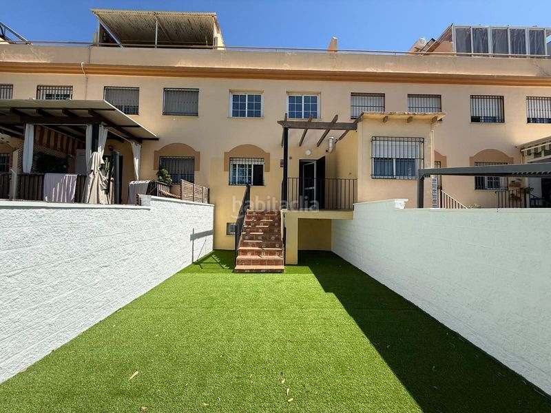 Foto f71130ab-cabf-4e3b-b598-da49d15f4d68. Casa adossada amb aparcament piscina a Chilches