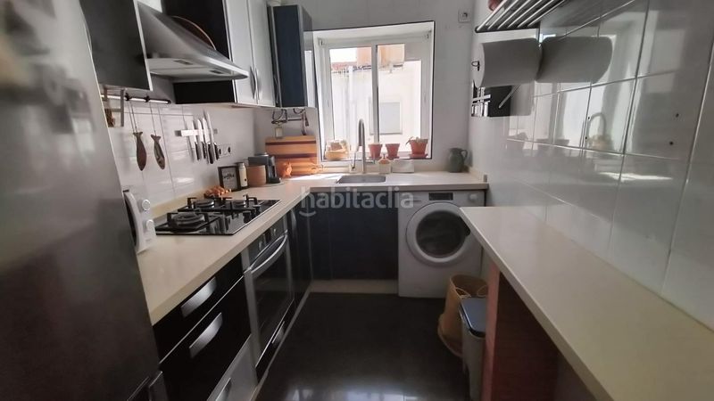 Foto f44fdcad-8524-448d-803b-28a8d03bf7ef. Pis amb calefacció a El Palo Málaga