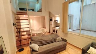 Rent Flat in Centro Histórico. Loft con encanto en pleno centro histórico de málaga