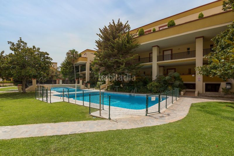 Foto eb6fdf35-be82-49c2-a0eb-7a0724c40b38. Lloguer pis amb calefacció aparcament piscina a Romana Playa Marbella
