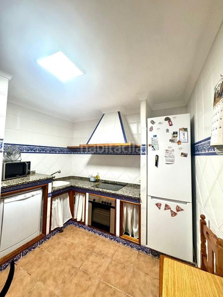 Foto 408306ea-199e-4fa5-8833-02c59f21399e. Casa  centrica con dos plantas terraza y patio en Málaga