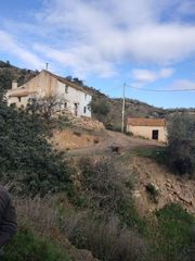 Casa a partido cinco duros