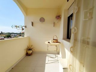 Pis a Camino de Antequera. Orientación sur con terraza y garaje