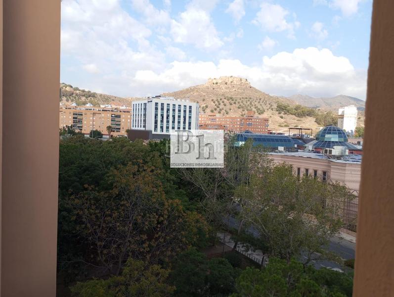 Foto edae43c2-789d-46a1-8b00-a577bd9a274d. Appartamento con riscaldamento terrazza in Martiricos - La Roca - La Rosaleda Málaga