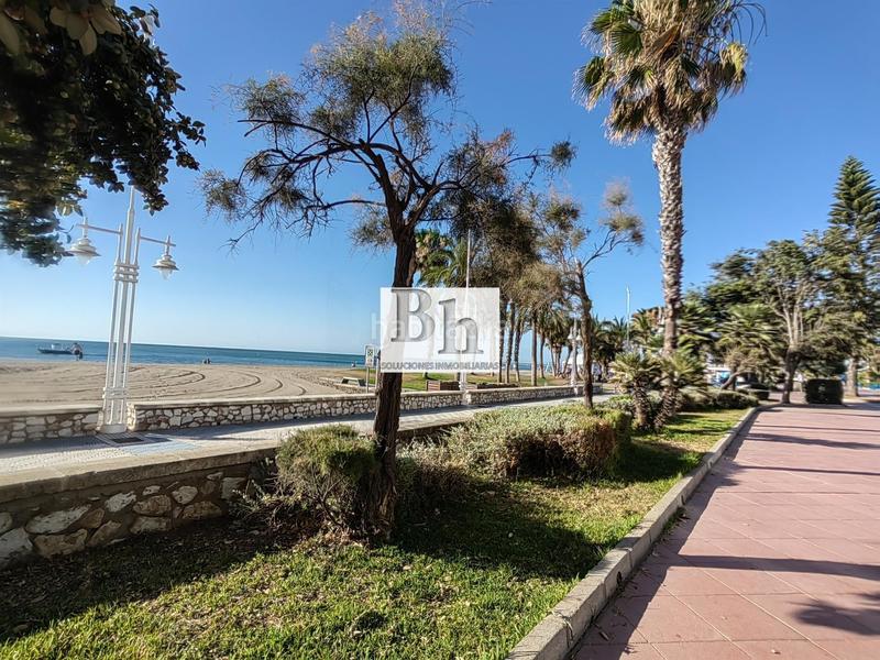 Foto 01a219d6-9573-4953-91f6-7aee40e1cace. Local comercial en avenida sor teresa prat 105 magnífico local en recinto con piscina!!! en Málaga