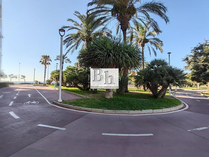 Foto ef6cfec8-d920-4aa1-ac5a-7e2a42449912. Local comercial en avenida sor teresa prat 105 magnífico local en recinto con piscina!!! en Málaga