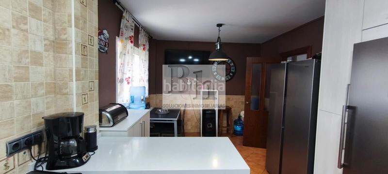 Foto 26f74930-a87d-4ec6-a90b-66dd63e9aa92. Casa adossada amb calefacció aparcament piscina a Málaga
