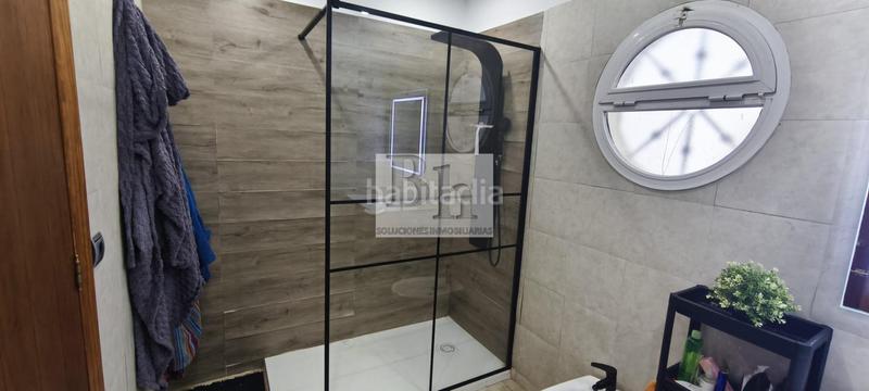 Foto bd2a89a1-5536-49ae-b095-b8843abfcfd0. Casa adossada amb calefacció aparcament piscina a Málaga