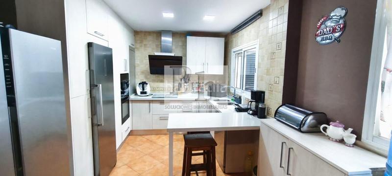 Foto ff068ddc-9d65-40b8-a3ee-4e22948bd8ac. Casa adossada amb calefacció aparcament piscina a Málaga