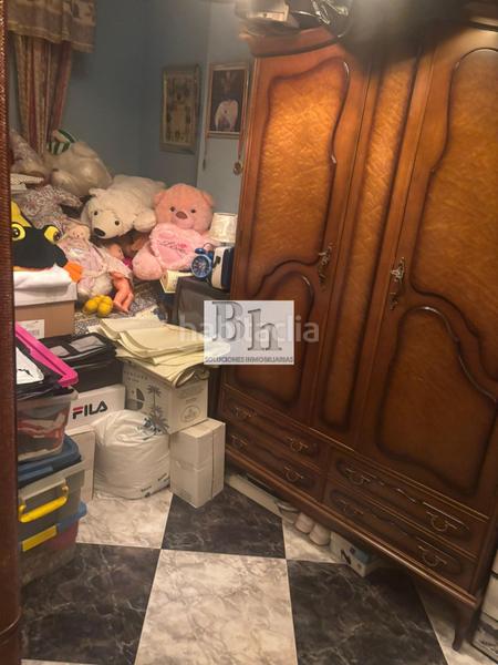 Foto cdcea9e5-62e9-408f-a9fc-f653537f6422. Piso blanhogar vende amplio piso en avda europa con garaje opcional en Málaga