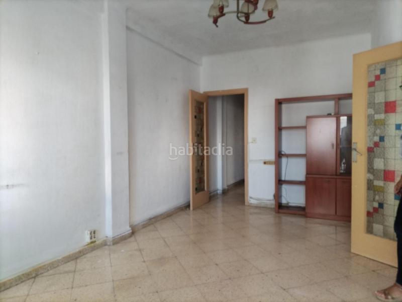 Foto 17a5f506-6745-49bf-a65e-4d55b79c5314. Piso plaza basconiaeugenio gross 3 dormitorios en Málaga