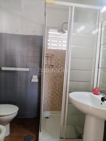 Foto 40c65e16-0820-4d2a-b585-5ca6ff85cd18. Piso plaza basconiaeugenio gross 3 dormitorios en Málaga
