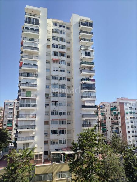 Foto aa206218-8ec5-4b54-a37c-ddf50835df14. Piso plaza basconiaeugenio gross 3 dormitorios en Málaga
