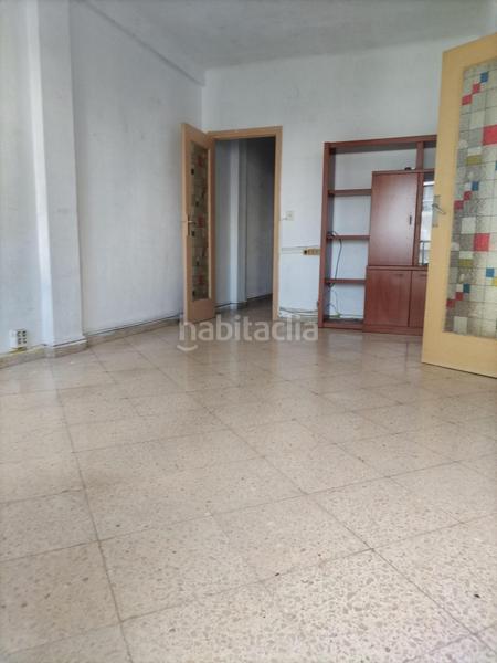 Foto cf4f4d6d-c715-4cfa-8714-af1a6d84ff93. Piso plaza basconiaeugenio gross 3 dormitorios en Málaga