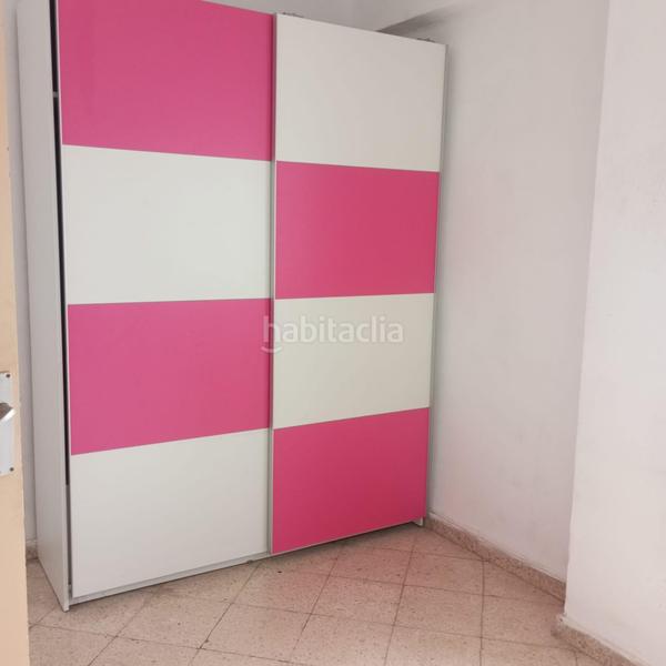 Foto ecfa99c4-728d-42ca-a25a-61c45191d771. Piso plaza basconiaeugenio gross 3 dormitorios en Málaga