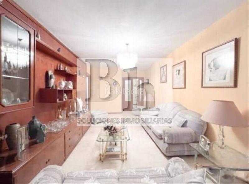 Foto 66f9f259-d277-4676-a7f6-d45dec9b9183. Appartamento con parcheggio in Parque Ayala - Jardín de la Abadía - Huelín Málaga