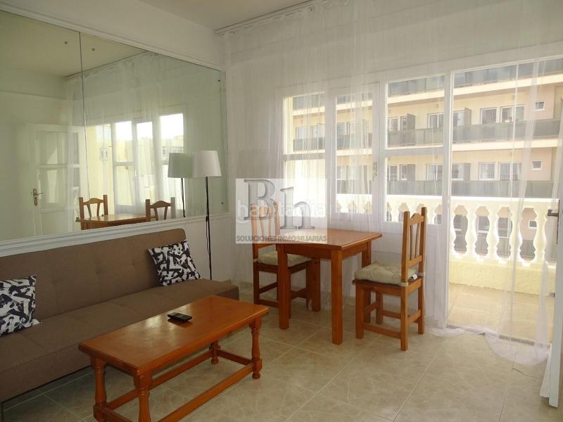 Foto 410a2e22-cd77-4ee8-bcfc-c6213e22dc6d. Monolocale con riscaldamento piscina in La Carihuela - Los Nidos Torremolinos