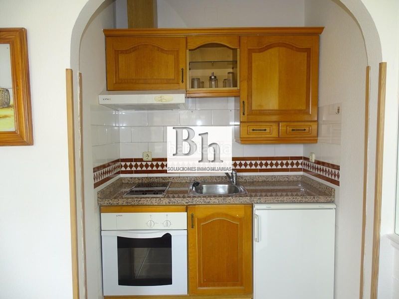 Foto 5fe0153d-eff4-4c2e-8b29-d5d790e0e2e9. Estudi amb calefacció piscina a La Carihuela - Los Nidos Torremolinos