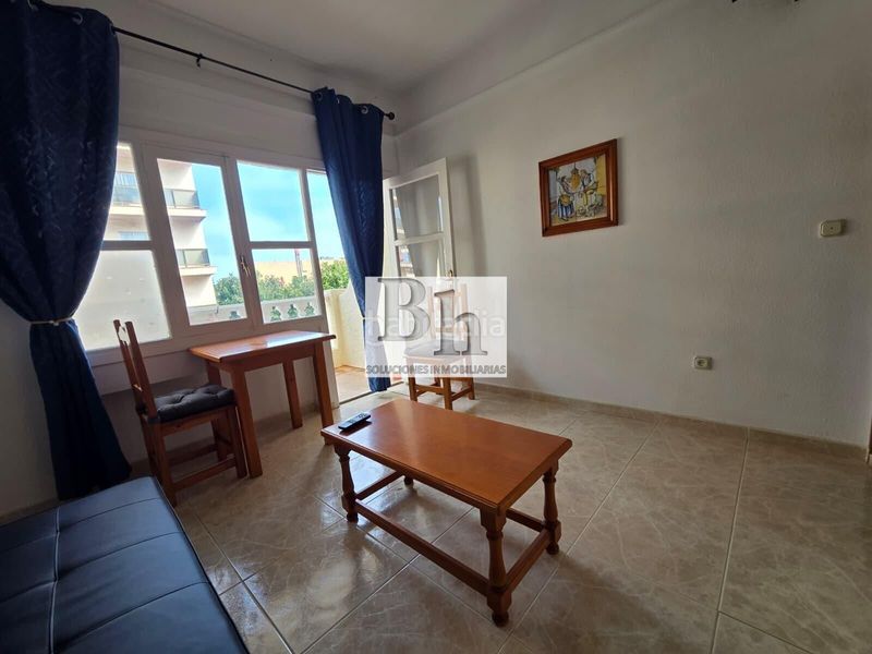 Foto c4a2cf2f-9df7-4825-86f2-dec3a03d8309. Estudi amb calefacció piscina a La Carihuela - Los Nidos Torremolinos