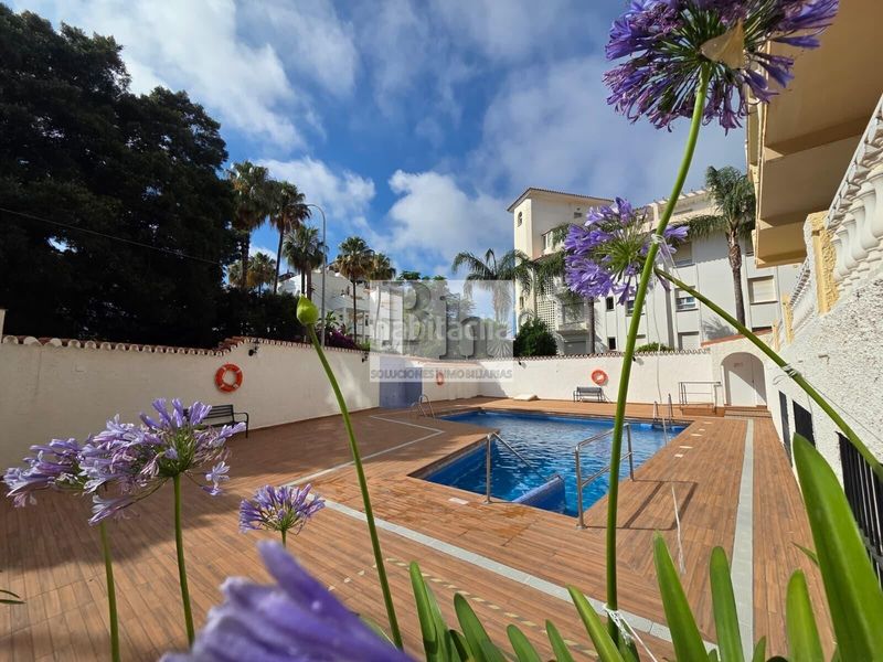 Foto c4ba5a47-49d5-401e-b50f-0c7f3ff2d71a. Estudi amb calefacció piscina a La Carihuela - Los Nidos Torremolinos