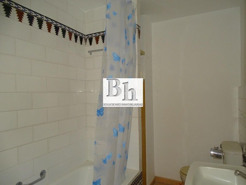 Foto e3b4179d-937a-4580-a3f0-af20c68463fd. Estudi amb calefacció piscina a La Carihuela - Los Nidos Torremolinos