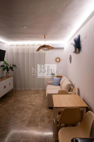Foto 00e34135-0a6d-4fab-9e86-52983012eb8e. Estudio blanhogar vende estudio con plaza de garaje y licencia turística en Torremolinos