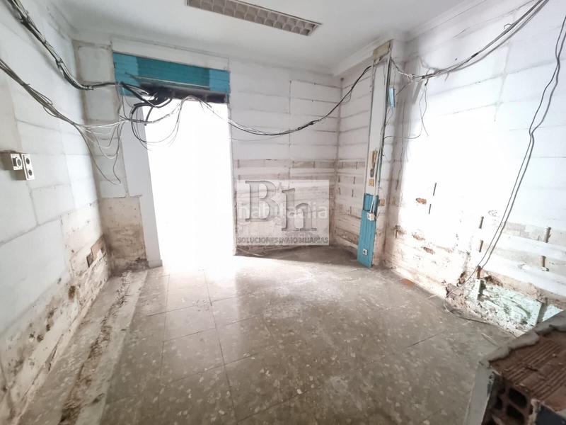 Foto 22f2a3ef-7562-4ddf-a7e1-8f284ee4682b. Affitto locale commerciale in avenida paloma la 8 in Málaga