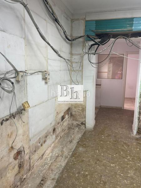 Foto aa28234e-75c5-4b27-9566-08cdfeddb853. Alquiler local comercial en avenida paloma la 8 blanhogar alquila local en tabacalera!!! en Málaga