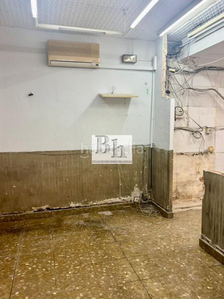 Foto f71835e8-9303-4fd5-9167-539a7b4c4677. Alquiler local comercial en avenida paloma la 8 blanhogar alquila local en tabacalera!!! en Málaga