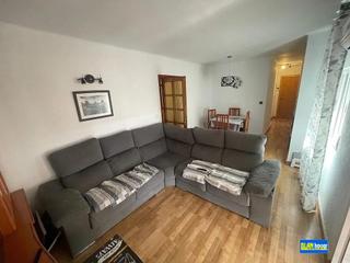 Appartement  Calle héroe de sostoa. Blanhogar vende piso en héroe de sostóa