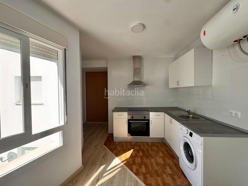 Foto 33b8e43a-25bb-48a3-a8b1-e42225b0550e. Apartamento estudio junto a hospital civil en Parque Victoria Eugenia Málaga